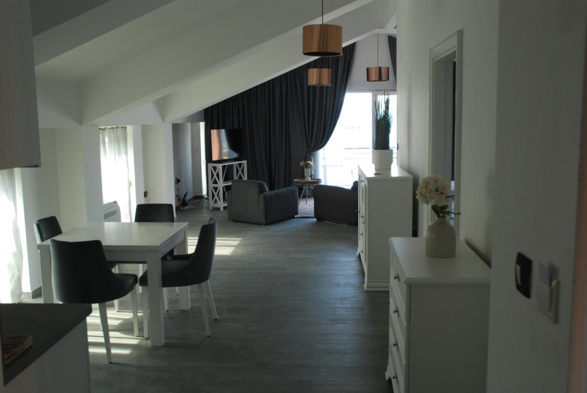 Rustico Apartments ティヴァト エクステリア 写真